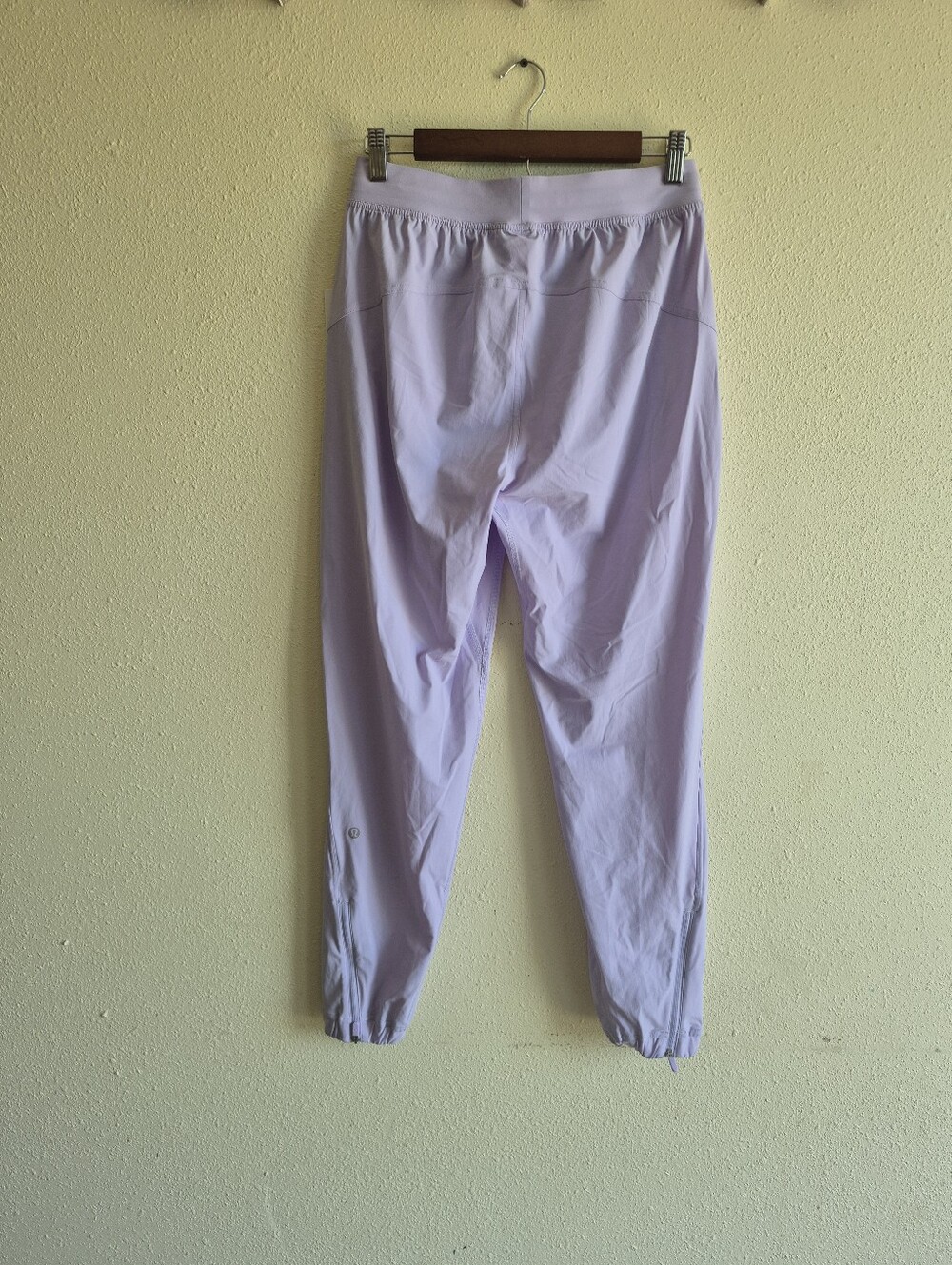 Lululemon Adapted State High Rise Joggers Lavender Size 6 NWT - Picture 5 of 10